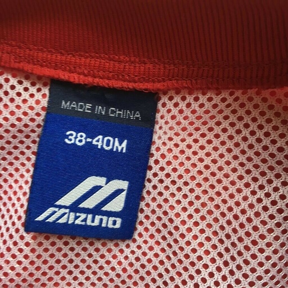 Mizuno Men 1/4 Zip Up Windbreaker Red Sz 38-40M - Picture 4 of 8